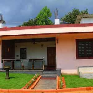 Vishaal Estate And Farm House Apartment Mangalore Exterior photo