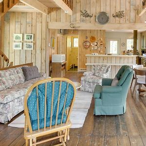 Serene Salisbury Rental Home On 26 Acres With Deck! Exterior photo