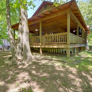 Roomy Riverfront Trout Valley Cabin With Porch! Mountain View Exterior photo