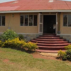 Botanical Skyway Inn Entebbe Exterior photo