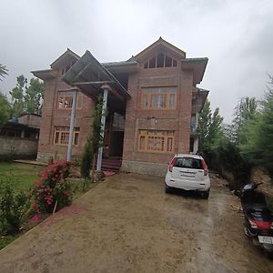 Zikra Homestay Srinagar  Exterior photo
