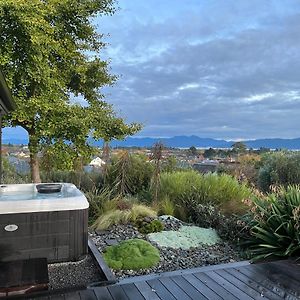 Views Over Blenheim - Blenheim Holiday Home Exterior photo