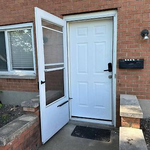 Cozy Apt Near Downtown Dayton Apartment Exterior photo