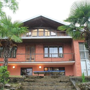 Megohouse Hotel Zugdidi Exterior photo