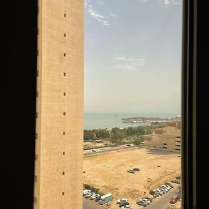 A Journey Of Luxury Seaview Living. Apartment Kuwait City Exterior photo