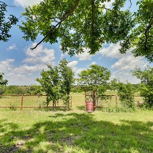 Starlite Ranch 2 Acres With Scenic Views, Near Waco Villa Lorena Exterior photo