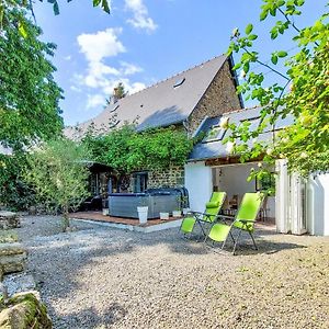 Pet Friendly Home In Bazouges-La-Prouse With Wifi Exterior photo