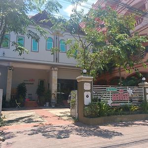 Orchid 101 Hotel Kampot Exterior photo