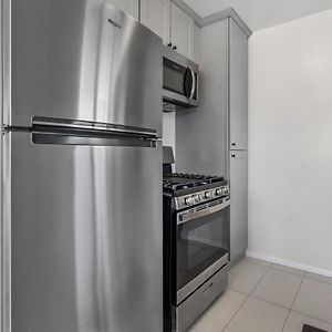 Modern Chic & Comfy Entire Apt 2 Room Suites Inglewood Exterior photo