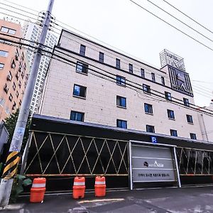 Hotel Able Changwon Exterior photo