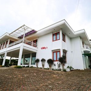 Hotel Villa Venetys Bandung Exterior photo