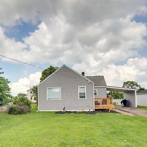 Natrona Heights Vacation Rental With Furnished Deck! Exterior photo