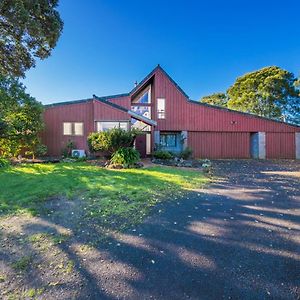 Cosy Farm Cottage In Pukekohe Close To Town Centre Exterior photo