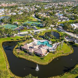 Master Planned Gated Community, Sports Park, Pool, Fitness Center- Condo Daffodil- Roelens Vacations Fort Myers Exterior photo