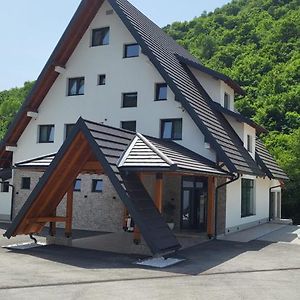 Janjska Kuca Hotel Sipovo Exterior photo