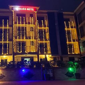 Bliss Hotel Nansana Kampala Exterior photo