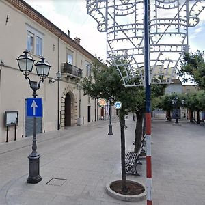 Palazzo Dei Baroni Bed & Breakfast San Bartolomeo in Galdo Exterior photo