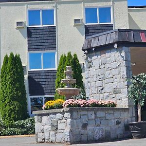 Ocean Marina Hotel Port Alberni Exterior photo