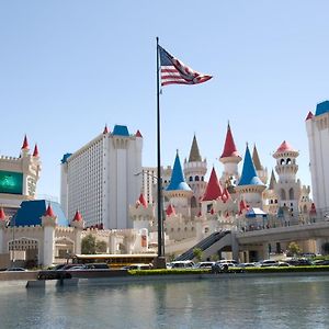 Beddable Unit By The Excalibur Casino Las Vegas Strip Exterior photo