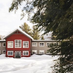 Le Couvent Val-Morin Hotel Exterior photo