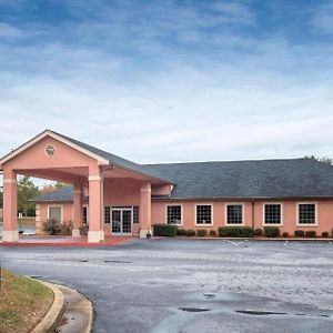 My Home & Suites Madison Ga Exterior photo