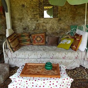 L'Ancien Prieure Bed & Breakfast Lorrez-le-Bocage-Preaux Exterior photo