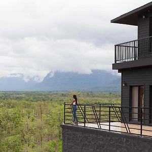 Stayvista'S Panoramic Peaks - Mountain-View Villa With Pool, Tent & Turf Saralgaon Exterior photo