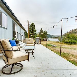 Riverfront Helena Retreat With Small Dock And Kayaks! Exterior photo