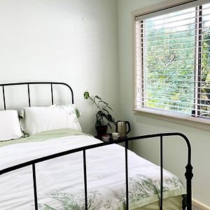 En-Suite Guest Room Ryde/Macquarie Park/Eastwood Sydney Exterior photo