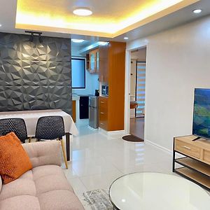 Modern 1Br With King Bed Beside Sm Mall Davao Exterior photo