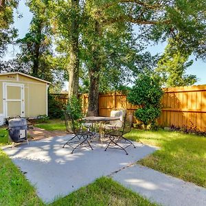 Pet-Friendly Pensacola Home With Patio And Yard! Exterior photo