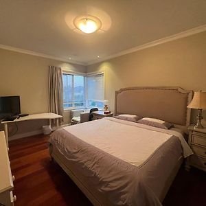Lucky Room, A Comfortable Suite Close To Yvr Richmond Exterior photo