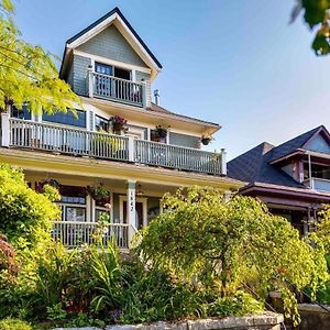 The Ivy On Parker Guest House Vancouver Exterior photo