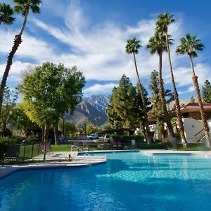 Poolside Palm Springs Getaway Villa Exterior photo