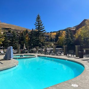 Mt Cb Base Area With King Bed, Outdoor Hot Tub & Pool Aparthotel Crested Butte Exterior photo