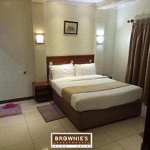 Brownies Deluxe Hotel Nakuru Exterior photo