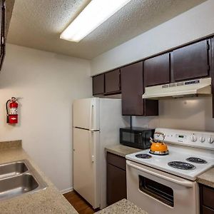 Entire Place King Bed Washer Dryer Fast Wifi 2 Cars #509 Fort Worth Exterior photo