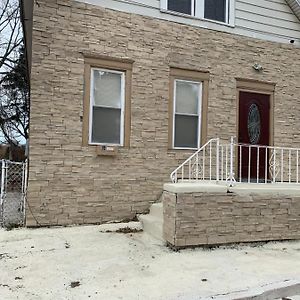 Lovely 2 Bedrooms Apartment For 6 Buffalo Exterior photo