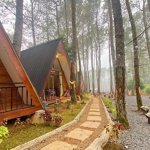Great Panorama Lodge And Camping Lembang Exterior photo