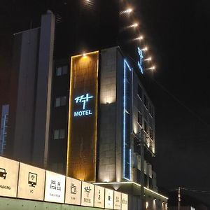 Jjak Motel Changwon Exterior photo