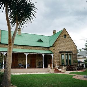 Outentique Accommodation Oudtshoorn Exterior photo