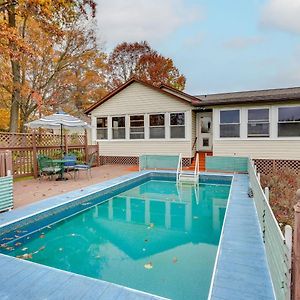 Pet-Friendly Ohio Escape With Pool, Deck And Fire Pit! Villa Mount Vernon Exterior photo
