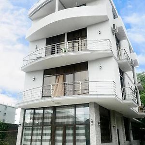 Tiktok House Hotel Kobuleti Exterior photo