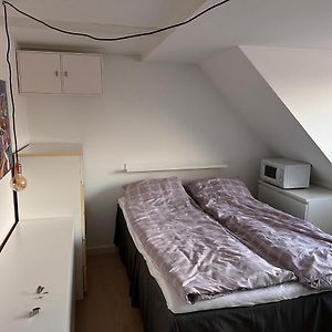 Vaerelse I Lejlighed Med Udsigt Og Ro Apartment Aarhus Exterior photo