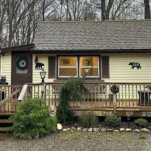 Escape To A Streamside Cabin In The Lower Catskills Wurtsboro Exterior photo