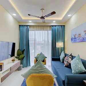 Luxe 2Bhk By Coral Bnb With Pool Access Dabolim Exterior photo