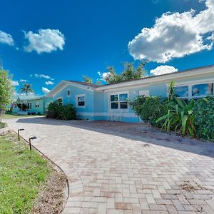 North Fort Myers Home With Hot Tub And Boat Dock Exterior photo