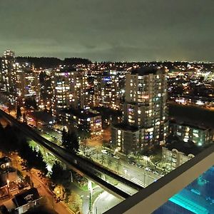 Everything Nearby With Splendid View, 16 Mins To Downtown By Skytrain Vancouver Exterior photo
