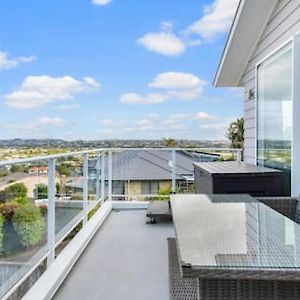 Opal Of Orewa With Pool, Spa And Ocean Views Exterior photo