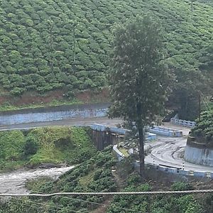 Riverview Homestay Valparai Exterior photo